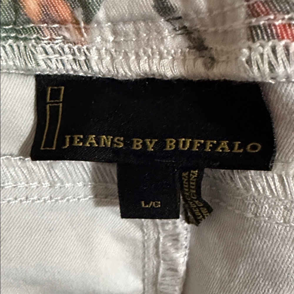 i jeans by Buffalo Multicolor Floral Capris - Picture 5 of 5
